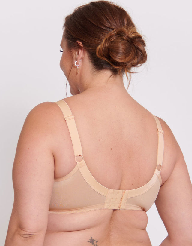 Adella Hera Full Plunge Bra Latte