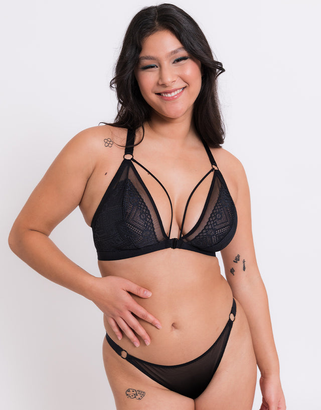 Curvy Kate Front and Centre Non-Wired Bralette Black