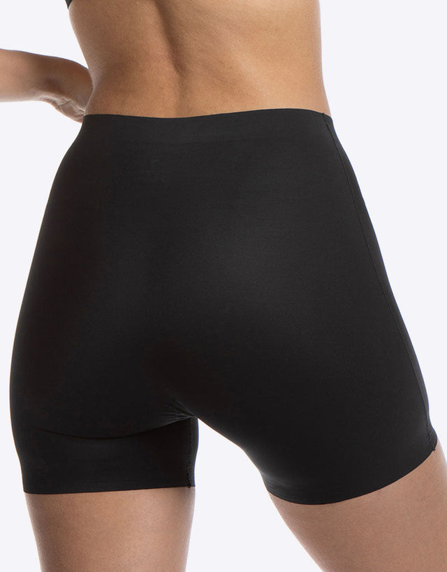 Magic Maxi Sexy Firm Control Short Black