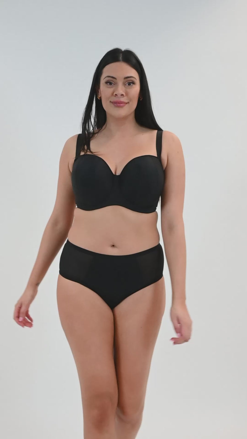 Get the 360 view of the Curvy Kate Luxe strapless bra in Jet Black!