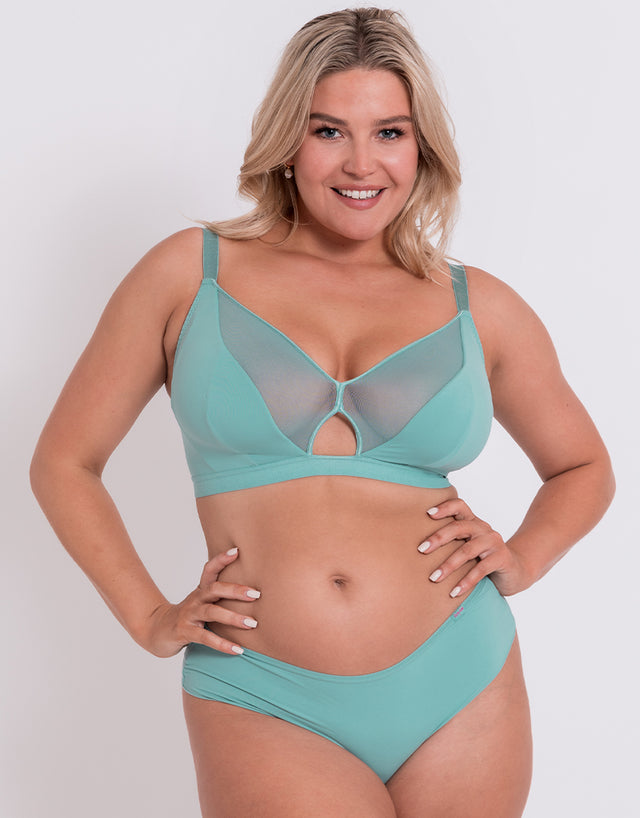 Curvy Kate Get Up and Chill Short Sage