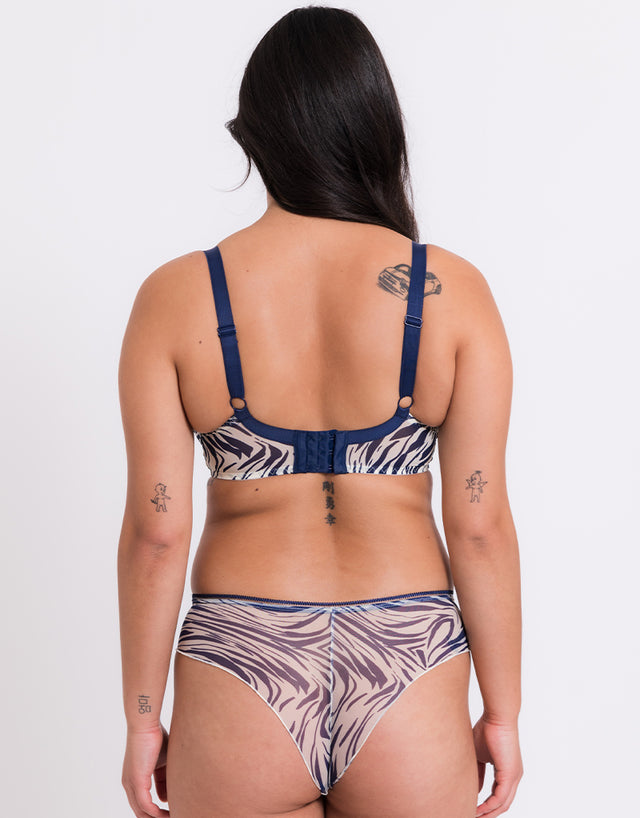 Curvy Kate Lifestyle Plunge Bra Zebra Print