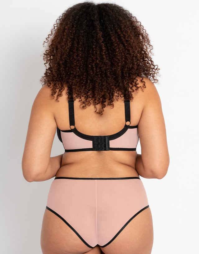 Curvy Kate Victory Wild Short Black/Blush